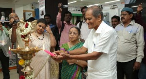1.Mr & Mrs Kodandaraman, CMD, Viveks, Lighting the lamp