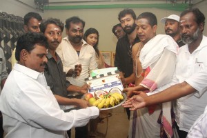 Mukkoodal Pooja stills - 21