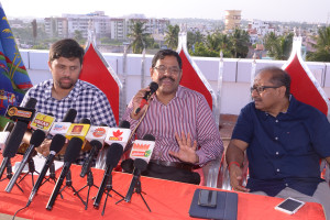 From L to R Mr. Vishal, AVP, IT&T, Viveks , Mr.Srinivasa, CEO, Vivek Pvt Ltd  & Mr. Murali, Div Head Pondicherry, Viveks