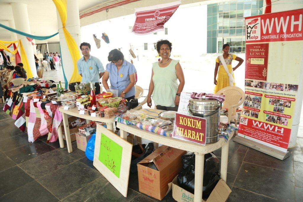 Flea market with NGO people